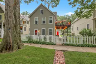 2123 Wesley Ave, Evanston, IL 60201 - Photo 1