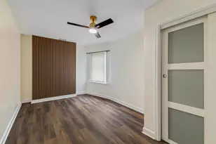238 W 31st St, Chicago, IL 60616 - Photo 8
