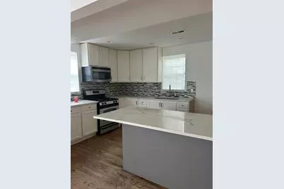 10724 S Pulaski Road, Oak Lawn, IL 60453 - Photo 2