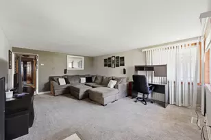 3215 Emery Ln, Robbins, IL 60472 - Photo 2