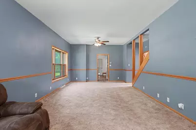 302 S Olmstead Street, Oakwood, IL 61858 - Photo 8