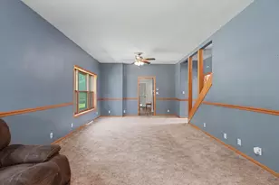 302 S Olmstead St, Oakwood, IL 61858 - Photo 8