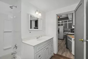 302 S Olmstead St, Oakwood, IL 61858 - Photo 18