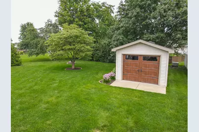 564 Barry Turn, Manteno, IL 60950 - Photo 42
