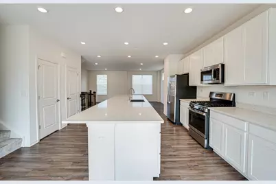 2939 Showplace Drive #2939, Naperville, IL 60564 - Photo 10