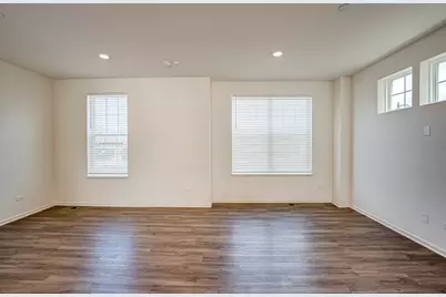 2939 Showplace Drive #2939, Naperville, IL 60564 - Photo 6