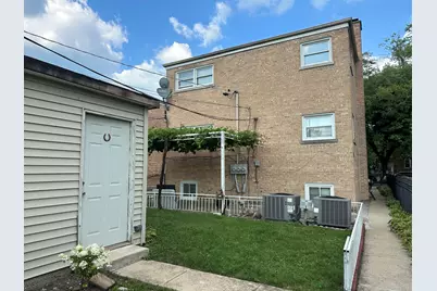 8638 Trumbull Avenue #2, Skokie, IL 60076 - Photo 22