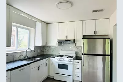 8638 Trumbull Avenue #2, Skokie, IL 60076 - Photo 2