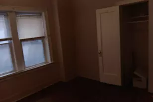 7840 S Essex Ave, Chicago, IL 60649 - Photo 10