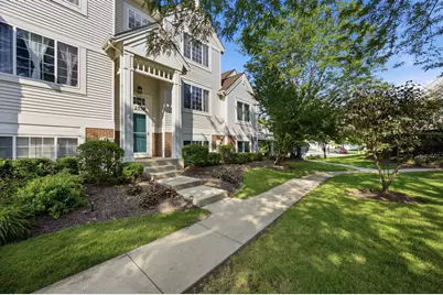 2558 Hatfield Court, Elgin, IL 60123 - Photo 2