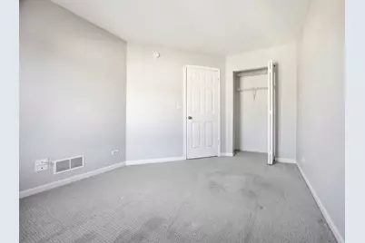 2558 Hatfield Court, Elgin, IL 60123 - Photo 18