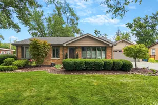 12121 S Nagle Ave, Palos Heights, IL 60463 - Photo 2