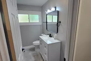 [Address not provided], Markham, IL 60428 - Photo 8