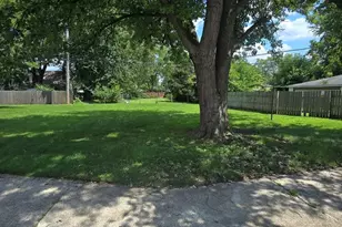 [Address not provided], Markham, IL 60428 - Photo 4