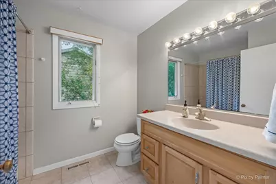 852 Woodmar Drive, Crystal Lake, IL 60014 - Photo 18