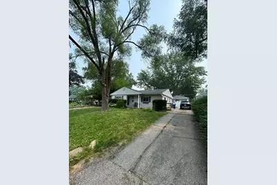 9 Hickory Drive, Carpentersville, IL 60110 - Photo 4