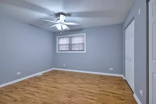 230 N Walnut St, Bensenville, IL 60106 - Photo 16