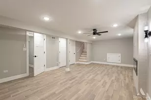 6127 W 79th Pl, Burbank, IL 60459 - Photo 14