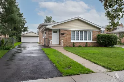 6127 W 79th Place, Burbank, IL 60459 - Photo 1