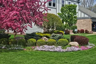 4 N Staffire Dr, Schaumburg, IL 60194 - Photo 2