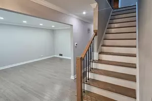4 N Staffire Dr, Schaumburg, IL 60194 - Photo 18