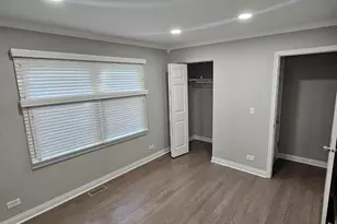 4 N Staffire Dr, Schaumburg, IL 60194 - Photo 24