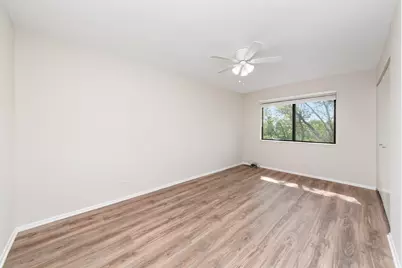 7346 Country Creek Way #8, Downers Grove, IL 60516 - Photo 14