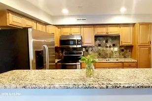 1100 N Farnsworth Ave, Aurora, IL 60505 - Photo 12