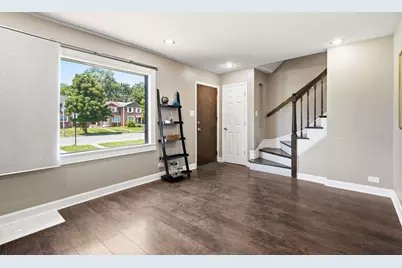 9631 S Jeffery Avenue, Chicago, IL 60617 - Photo 2