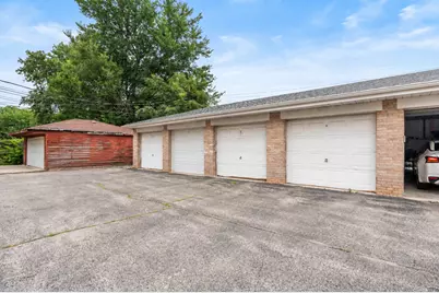 5729 N Cicero Avenue #3B, Chicago, IL 60646 - Photo 2