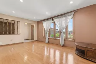8507 167th St, Tinley Park, IL 60487 - Photo 4