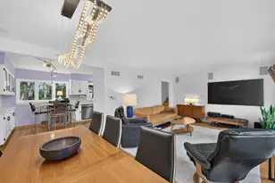 220 E Hillside Rd, Naperville, IL 60540 - Photo 8