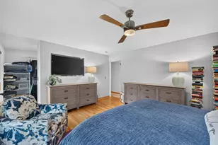 220 E Hillside Rd, Naperville, IL 60540 - Photo 22