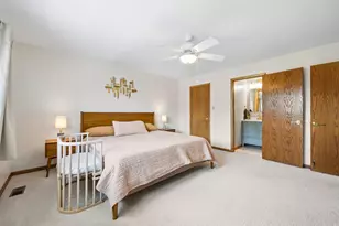 11051 Louetta Ln, Orland Park, IL 60467 - Photo 14