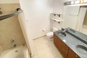 235 W Van Buren St, Chicago, IL 60607 - Photo 12
