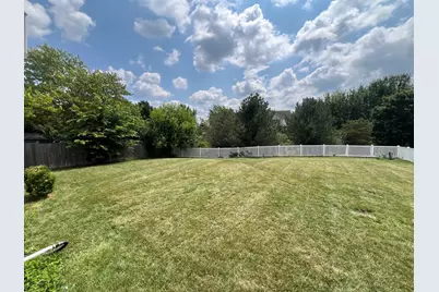 1436 Bridgedale Road, Crystal Lake, IL 60014 - Photo 24