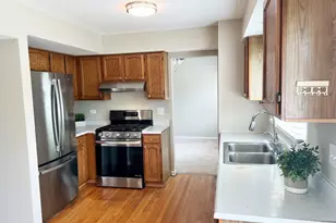 1436 Bridgedale Rd, Crystal Lake, IL 60014 - Photo 4
