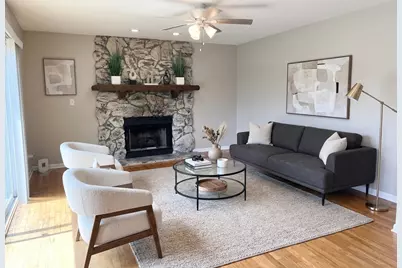 1436 Bridgedale Road, Crystal Lake, IL 60014 - Photo 2