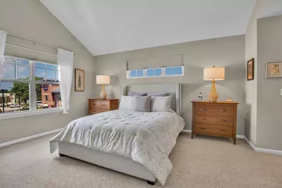 300 Lexington Lane, Rolling Meadows, IL 60008 - Photo 18