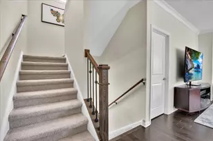 300 Lexington Ln, Rolling Meadows, IL 60008 - Photo 16