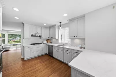 439 North Avenue, Barrington, IL 60010 - Photo 6