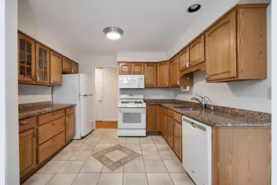 1153 S Linneman Road #1153, Mount Prospect, IL 60056 - Photo 6