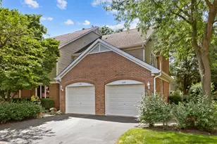 1153 S Linneman Rd, Mount Prospect, IL 60056 - Photo 1