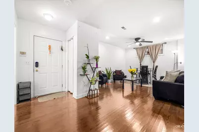 3335 W Byron Street #G, Chicago, IL 60618 - Photo 10