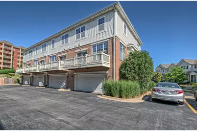 200 Concord Court, Morton Grove, IL 60053 - Photo 22
