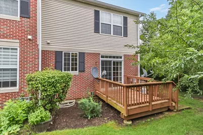 160 Neutrenton Avenue, Elgin, IL 60120 - Photo 30