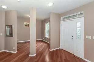 160 Neutrenton Ave, Elgin, IL 60120 - Photo 6