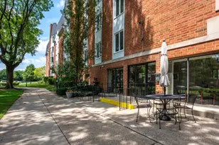 50 Lake Blvd, Buffalo Grove, IL 60089 - Photo 22