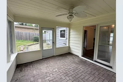 117 E Elm Street, Wheaton, IL 60189 - Photo 4