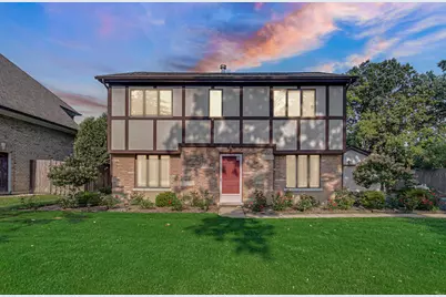 23327 N Wildwood Lane, Deerfield, IL 60015 - Photo 2